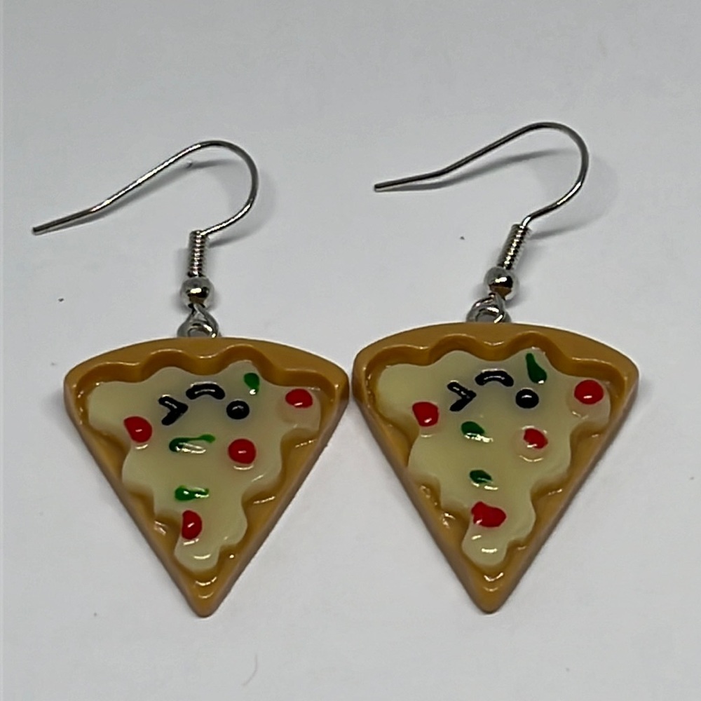 Earrings pizza slice